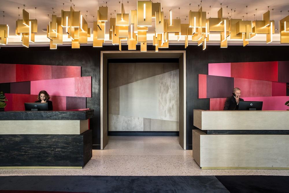 Fauchon L'hotel Hotel